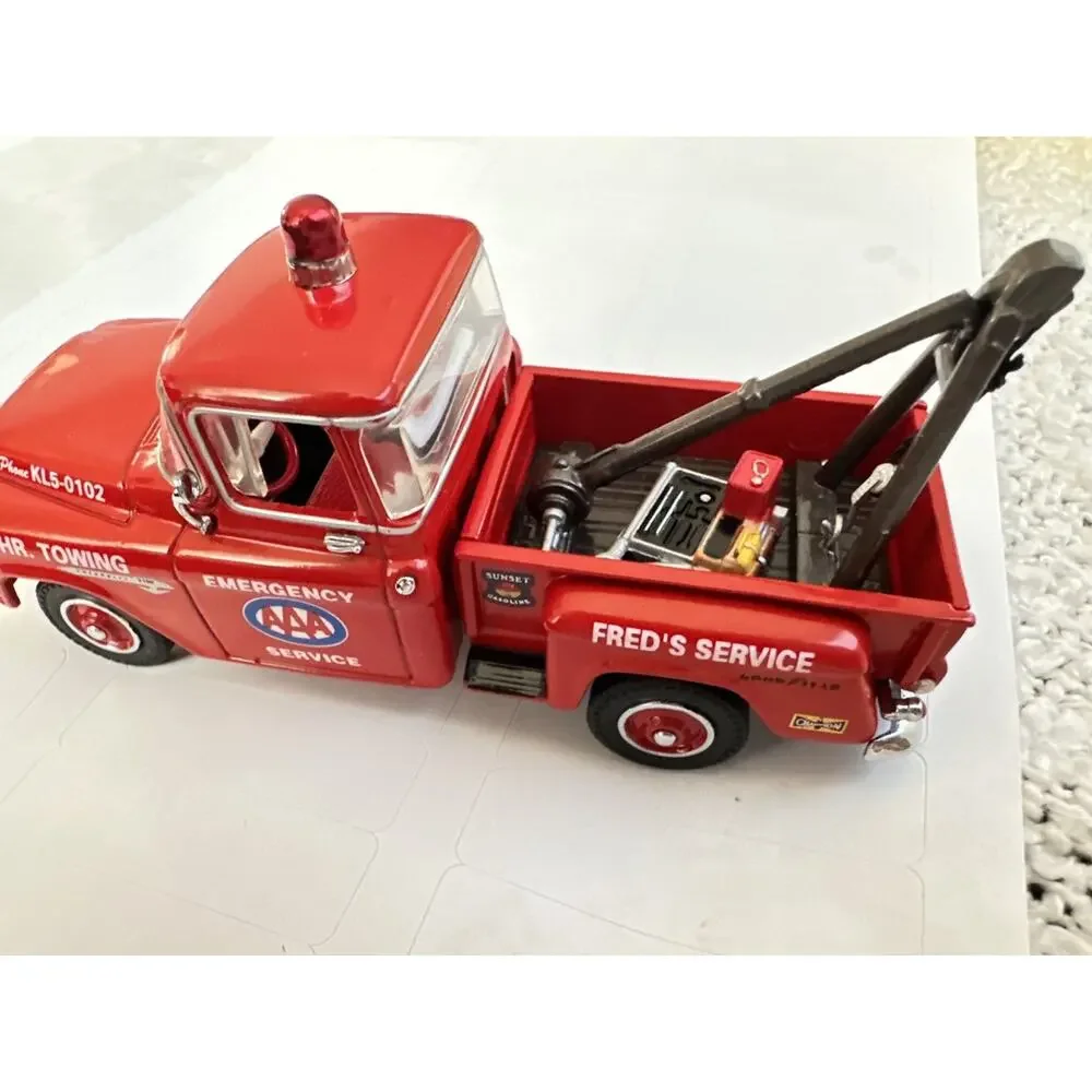 A15 Matchbox 1955 Chevy 3100 AAA Tow Truck 1:43 YRS01 w/ COA Collectible